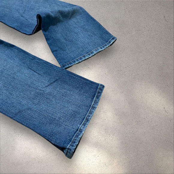 Silver Jeans Co. Santorini Denim Capri Cropped Jeans - Picture 5 of 7